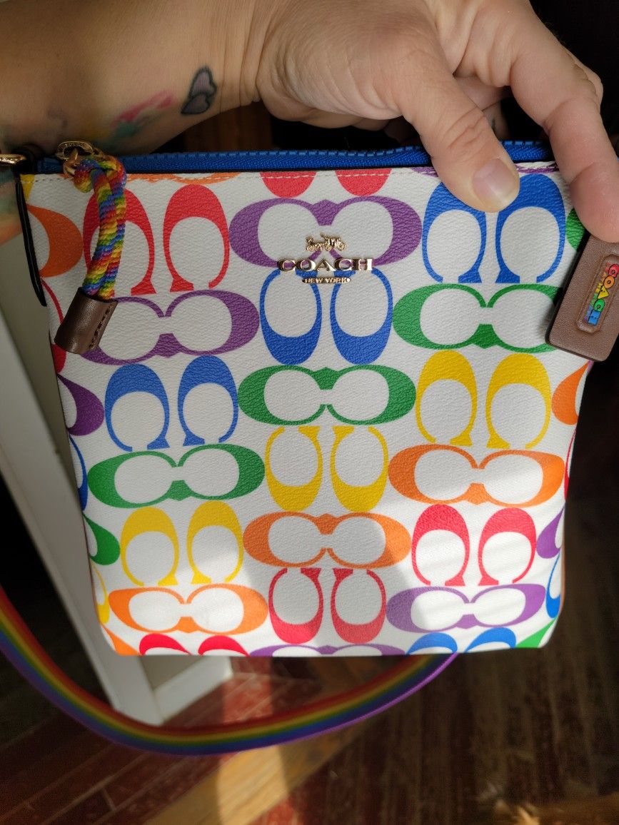 BRAND NEW COACH PRIDE COLLECTION MESSENGER BAG