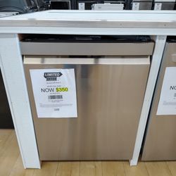 LG 24" Top Control Standard Dishwasher with QuadWash
