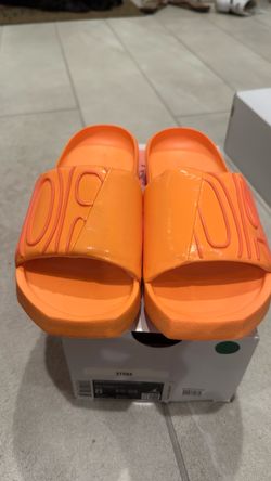 Jordan Slide Sandals Size 8 women’s Orange