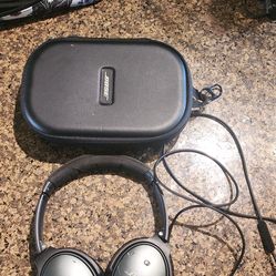 Bose QuietComfort 25 Acoustic Noise Cancelling Headphones (Samsung and Android, Black with case and 2 batteries