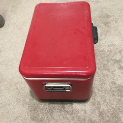 Coleman Vintage 54 Quart Steel Belted Cooler - Red