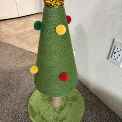 Cat Scratch Post Christmas Tree