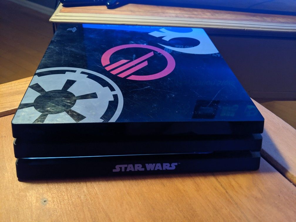 PS4 Pro 1TB star wars edition