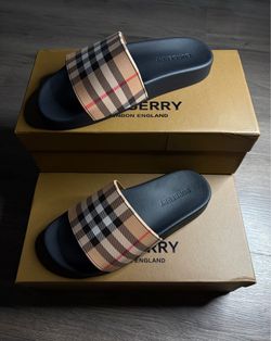 Burberry size 6.5 women 4.5 in men Tory Burch size 7.5  lululemon size 4