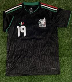 Mexico Jersey Gilberto Mora #19 SIZE MEDIUM