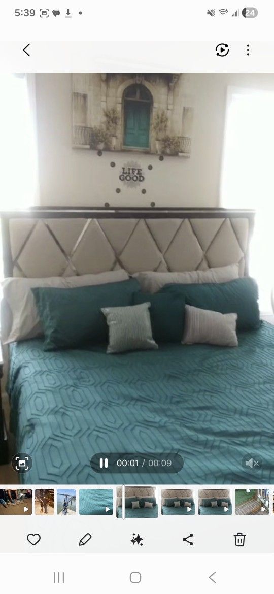 King Bed With Mattress