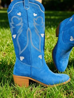 Blue heart boots