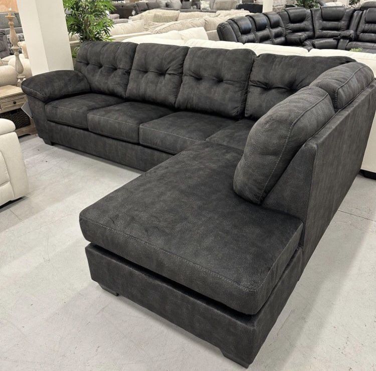Brand New Ashley Living Room Accrington L Shaped Sectional Couch Sofa Chaise Fastest Delivery