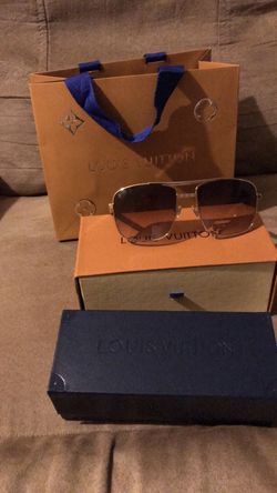 Louis Vuitton attitude glasses mens Condition perfect with accessories