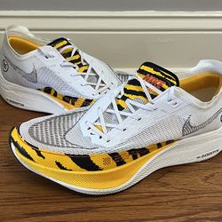 Nike ZoomX Vaporfly Next% 2 Blue Ribbon Sports Size 13 Authentic 