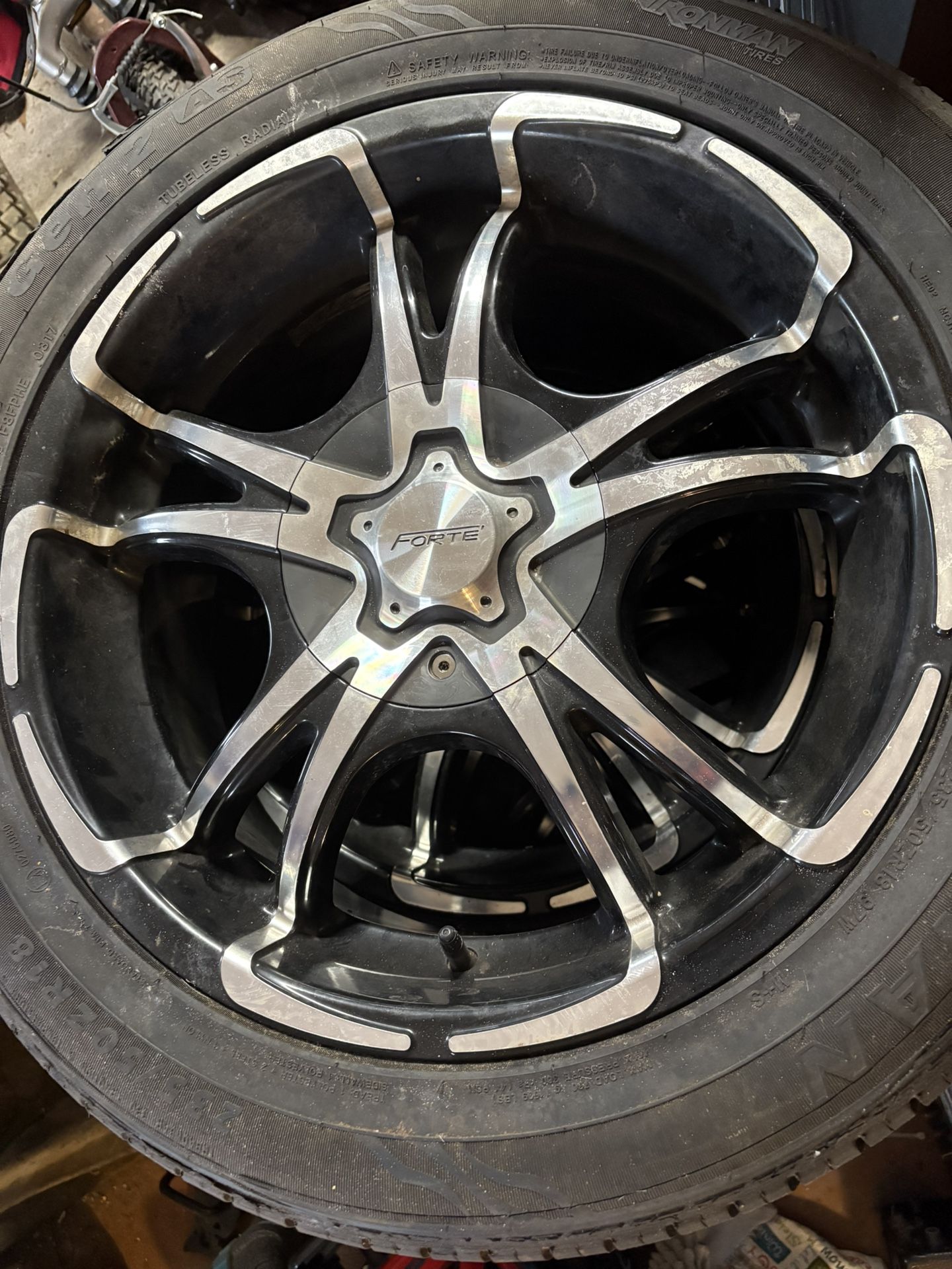 4 Forté F50 Twisted Black Mirror 18 X8 5-110.00/114.30 40 BKMCXX Rims