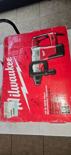 LIKE NEW MILWAUKEE 15LB SDS MAX DEMOLITION HAMMER 375$ RETAILS 750