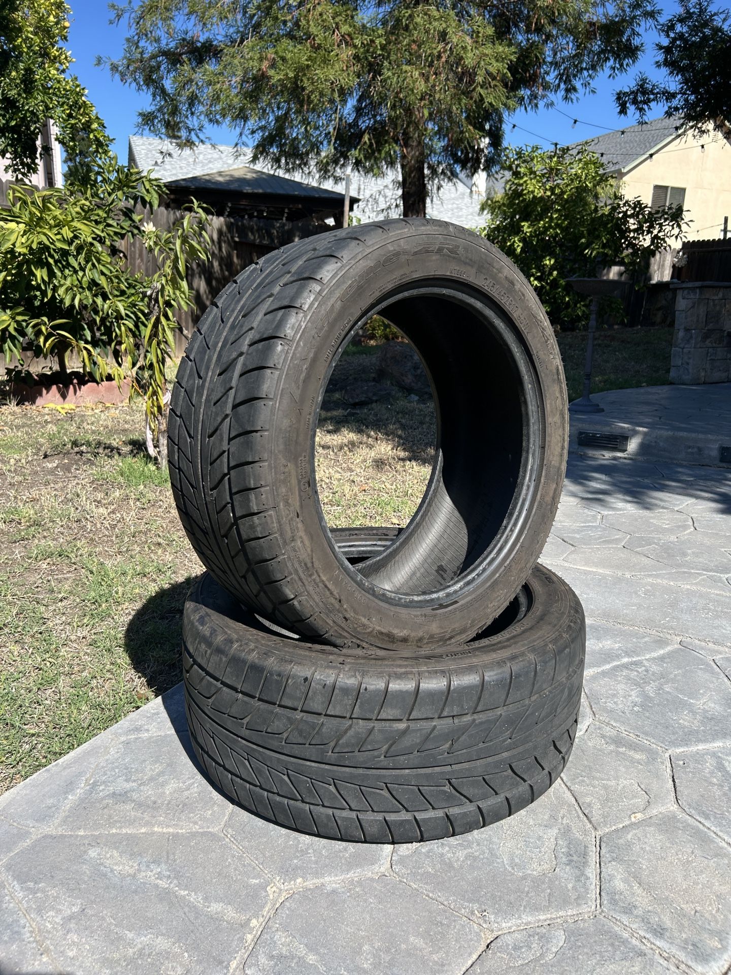 nitto nt555 245/45/17