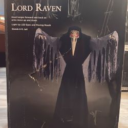 Spirit Halloween 6ft Lord Raven 