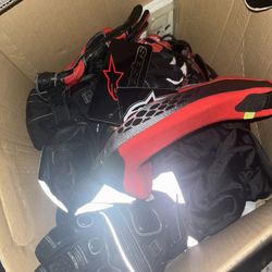 Box Of Motorcycle Gloves/gear 