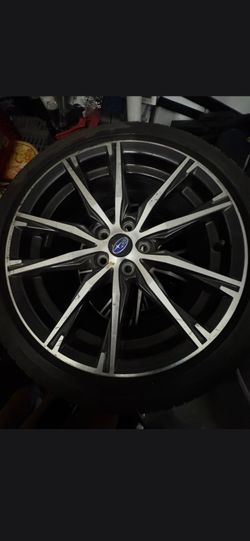 Subaru rims an tires