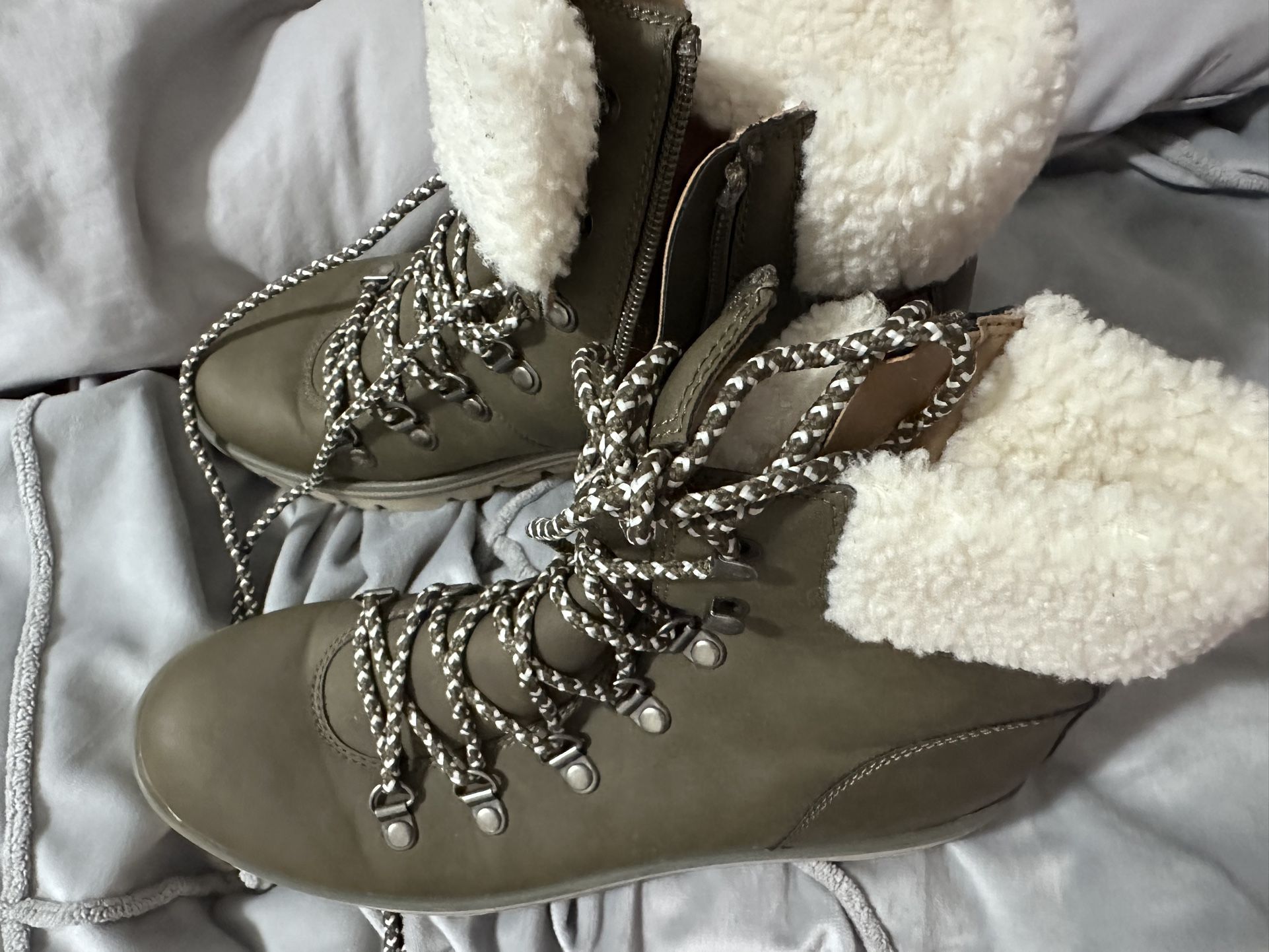 Susina Boots