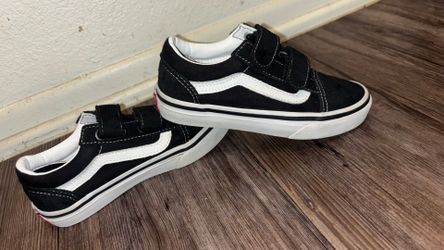 Little Kids Old Skool V Shoe (Vans)