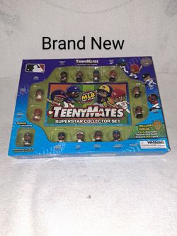 Brand  MLB TeenyMates Baseball Superstar Collector Set