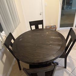 Dining Table Set (4 chairs with leaf extender)