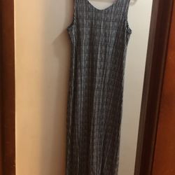 Women’s Size M Athleta Maxi Dress