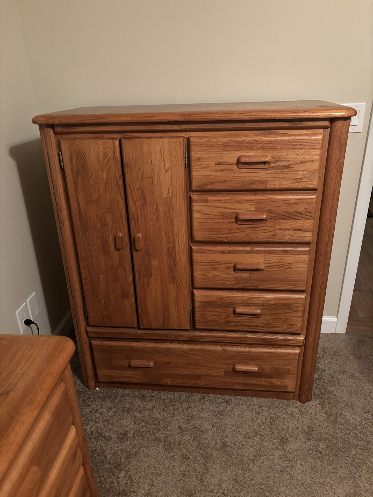 5 Piece Oak Bedroom Set