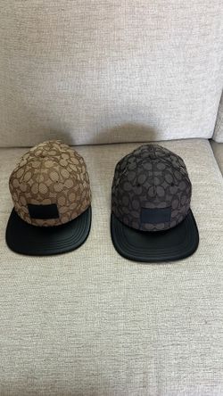 Coach $70 cada una