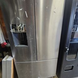 Whirlpool Refrigerator 