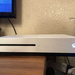 - Negotiable $ - Complete Set Up(controller Included) And Cords 