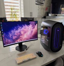 Alienware Aurora R14 Gaming PC | RTX 3080 | Ryzen 9 | 32GB RAM | 2.75TB SSD