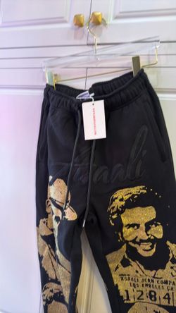 Asaali gold sweats