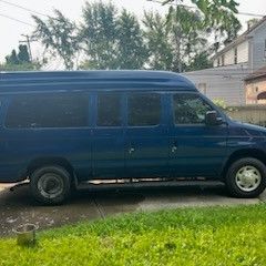 2007 Ford E-350