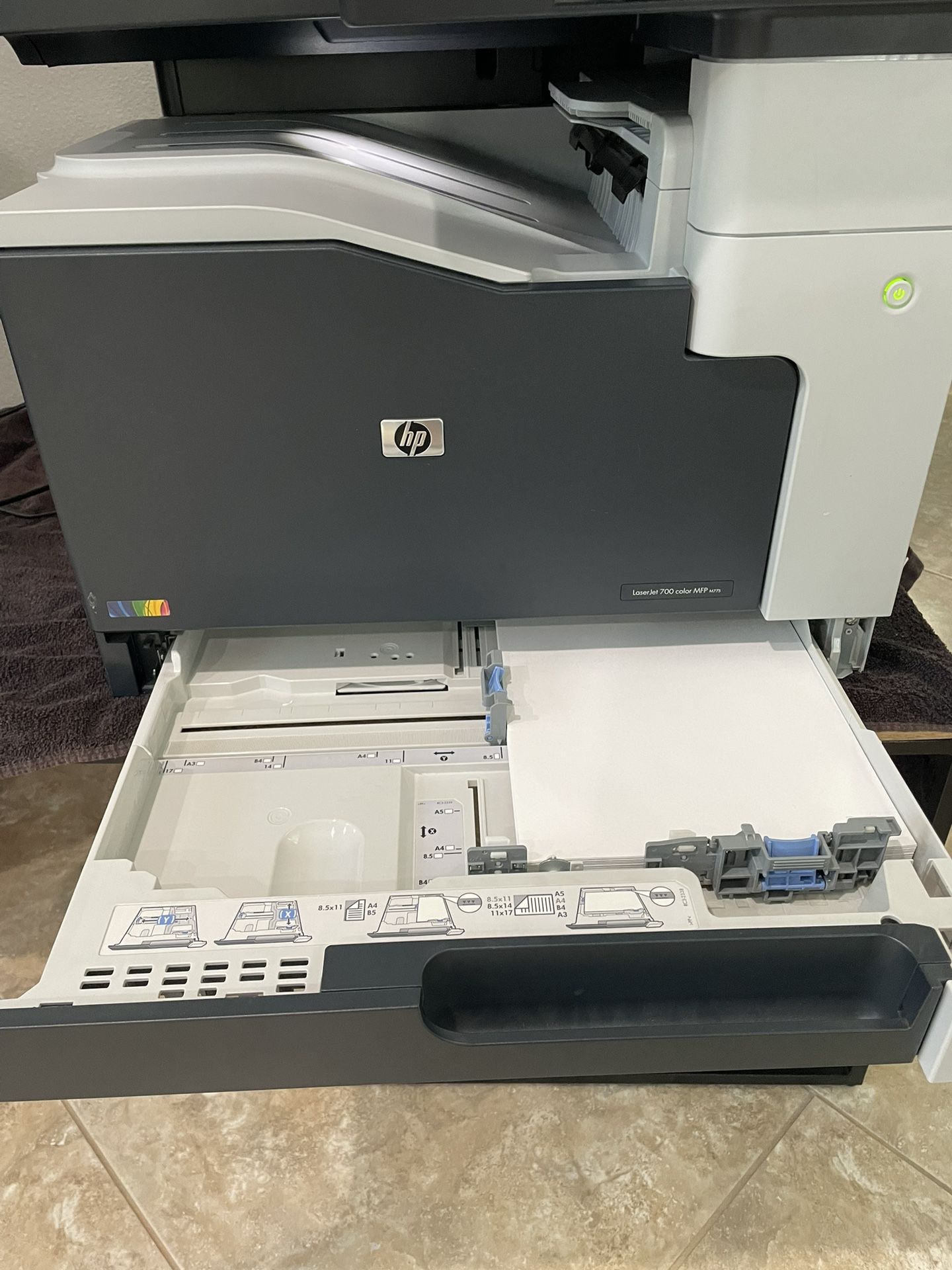 HP Láser Jet 700 Color MFP M775