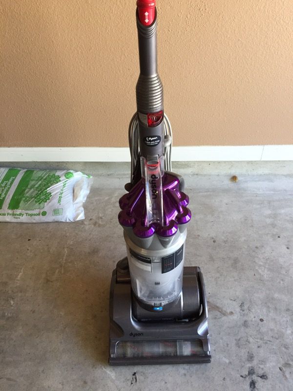 Dyson DC10 vacuum cleaner with Acessories
