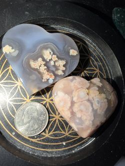 flower agate and black flower agate hearts 