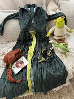 Fiona Inspired Renaissance gown,inspired by Shrek (Costume)