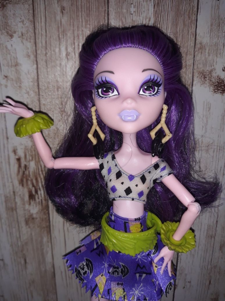 Ellisabat Ghouls Getaway Monster High Doll