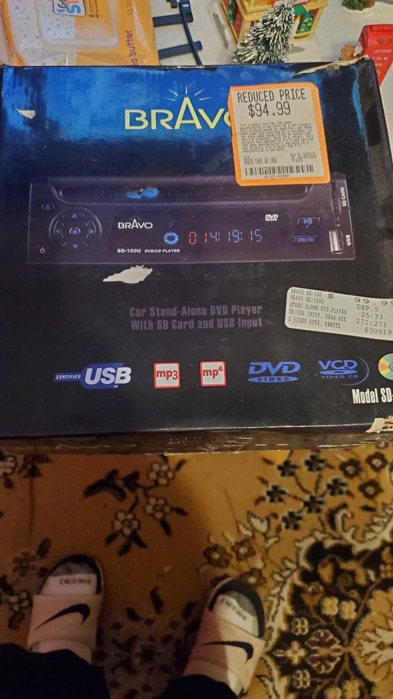Vehicles DVD player Brand new box comes with remote