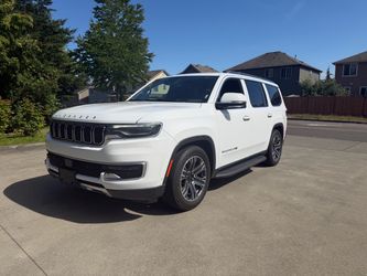 2022 Jeep Wagoneer