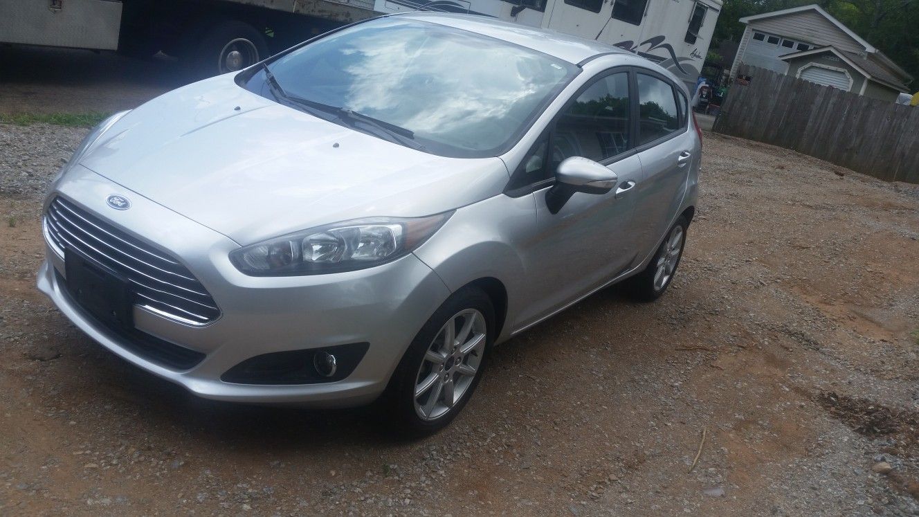 2015 Ford Fiesta