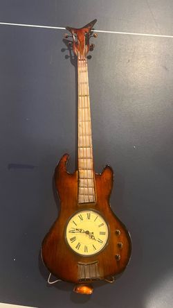 Guitar Clock