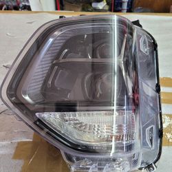 2019 - 20 - HYUNDAI SANTA FE - LEFT - HEADLIGHT