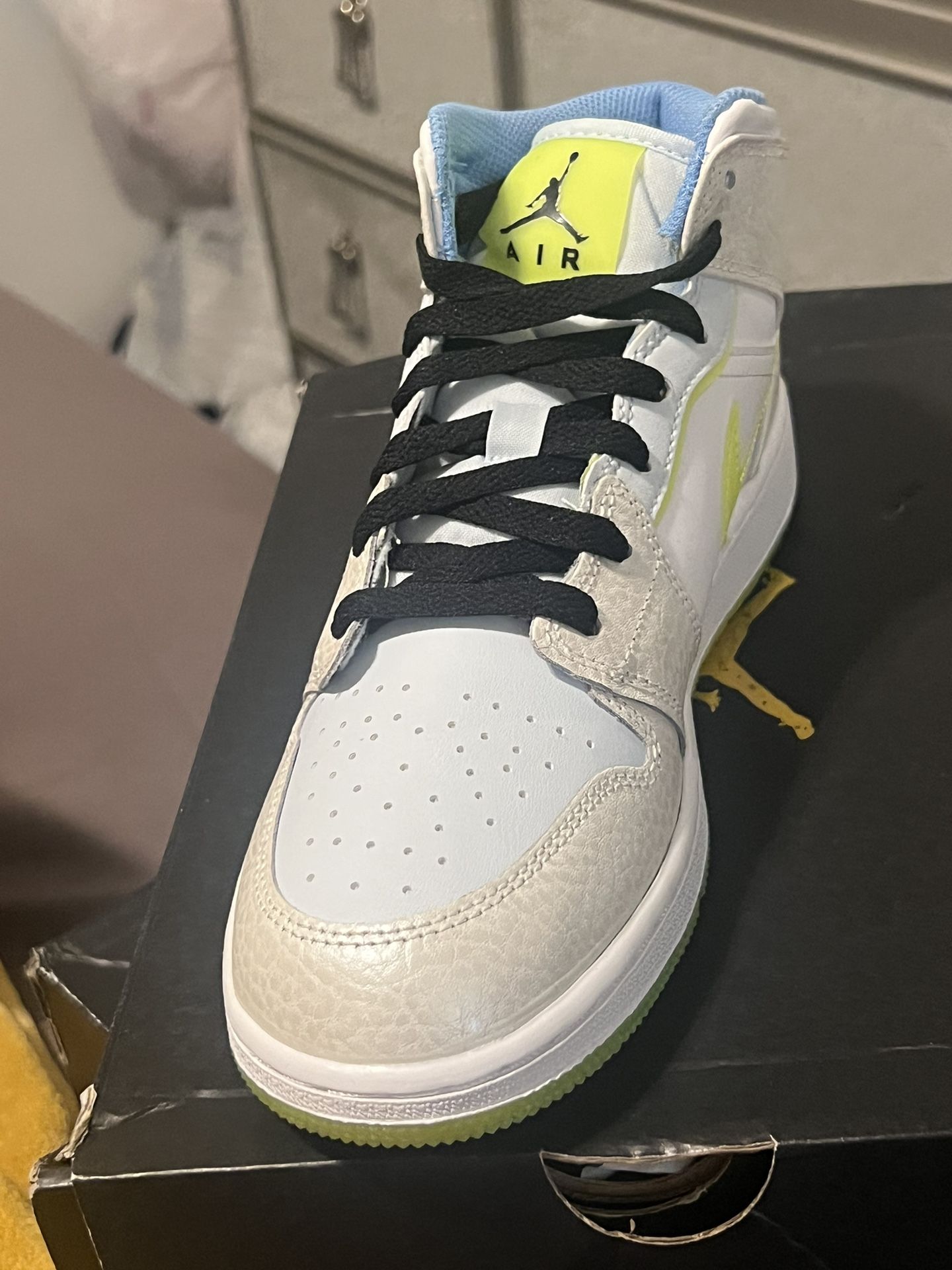 New Nike Jordan Size 7