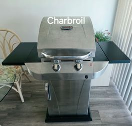 BBQ Palm Springs Charbroil