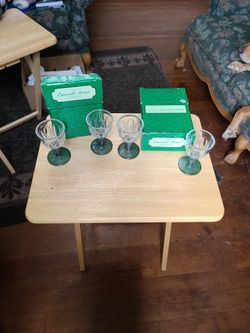 Avon Emeral Accent Cordial Glasses 