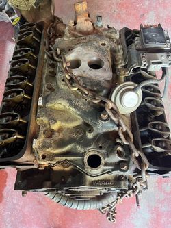 350 small block Chevy motor sell/ trade