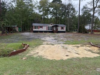 3 Bedrooms 2 Bathrooms 