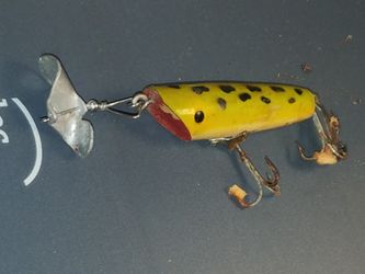 Collectable fishing lures