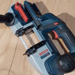 Bosch 18V 2.5 in Portable Band Saw with Battery and Charger