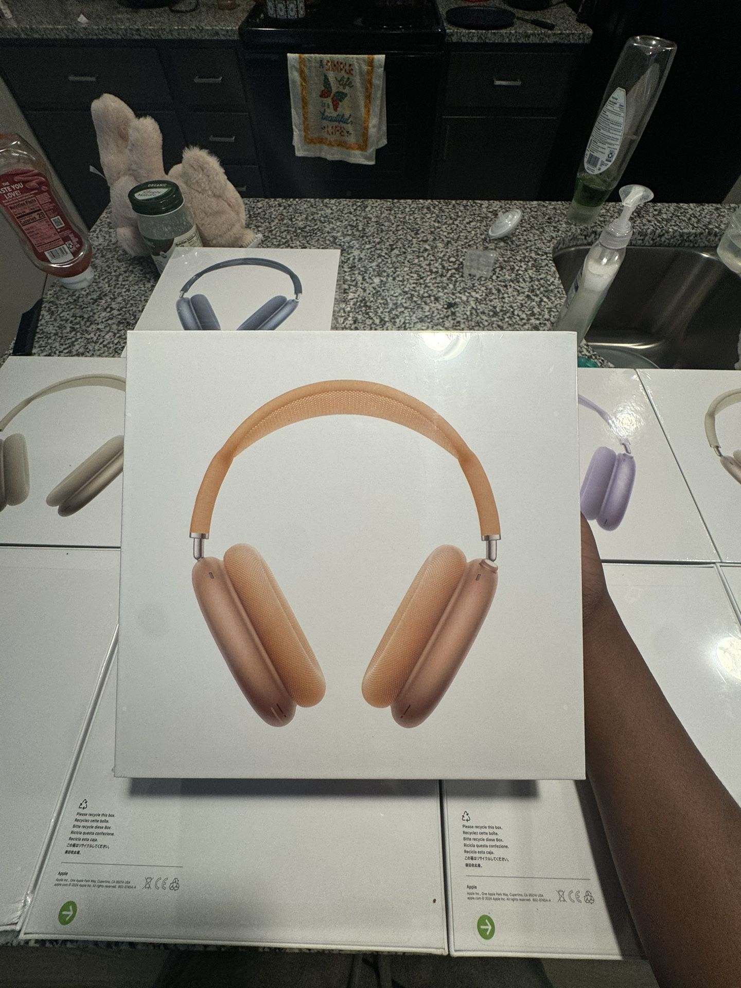 AirPods Max Orange